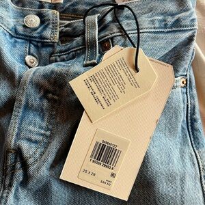 NWT Levi's 505 high-waisted wedgie straight leg jeans